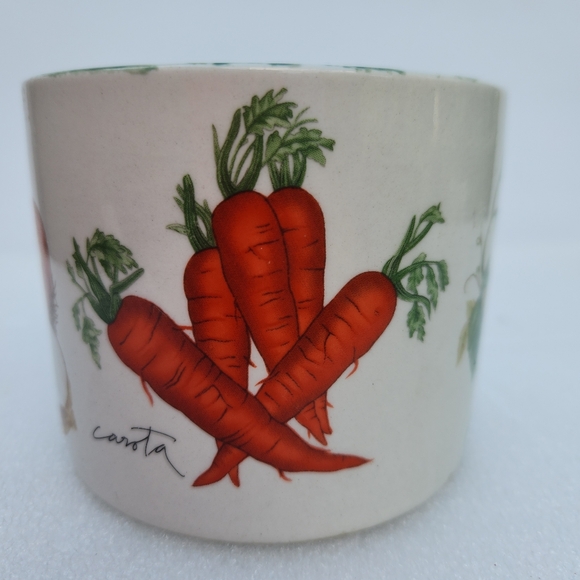 Set of 2 Vintage Ceramic Vegetable Mugs - Picture 4 of 9